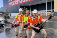 Bunnings Warehouse 2023 - Fun Roaming Minstrels - 11